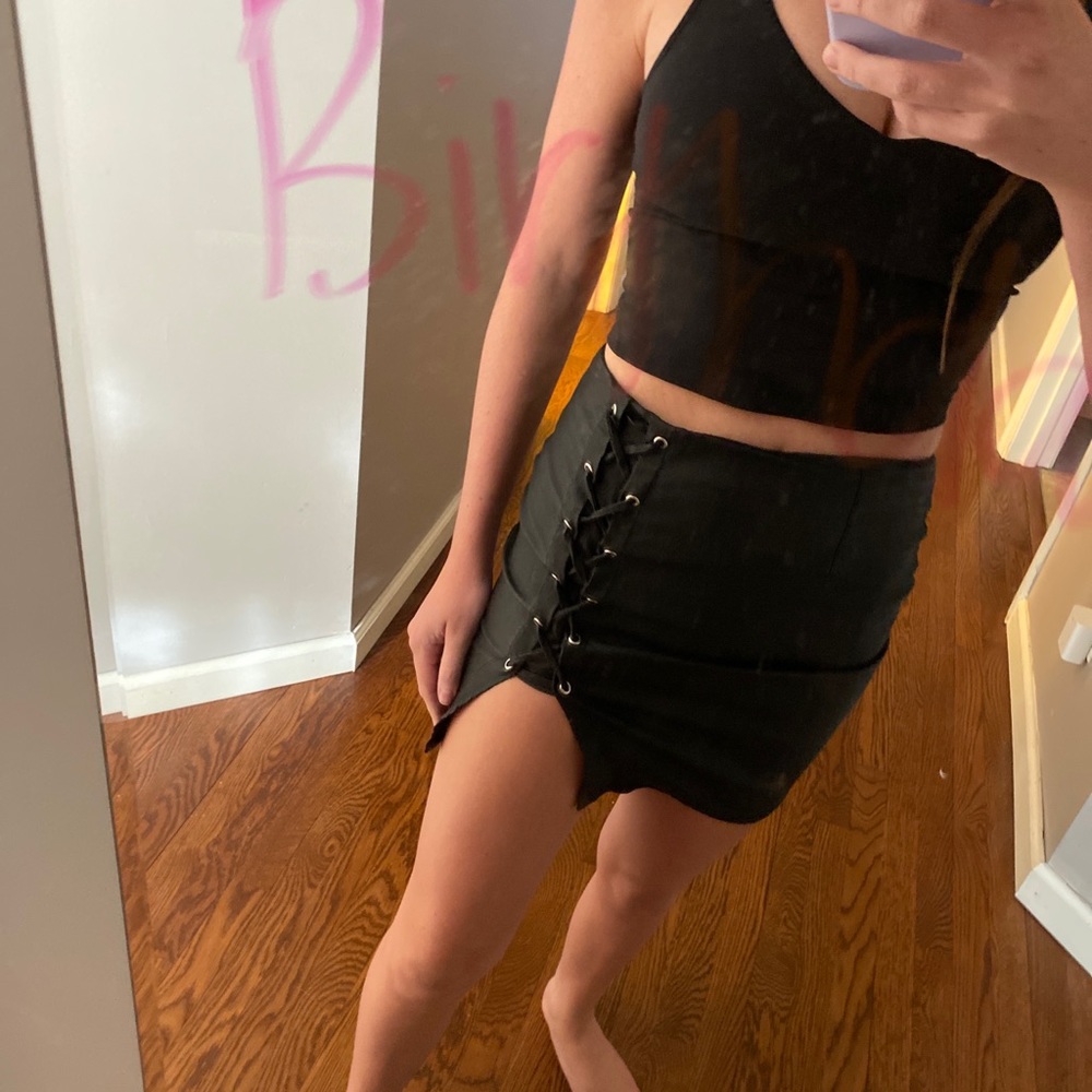Windsor leather skirt